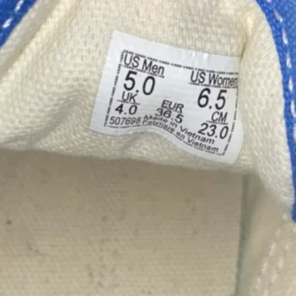 VANS - Picture 4 of 4